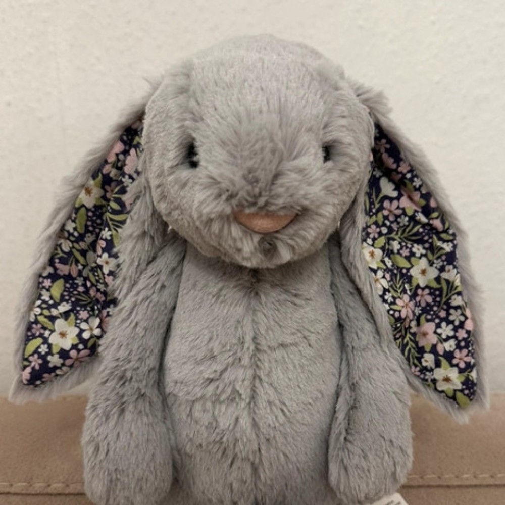 Meet your Posher, Asvav